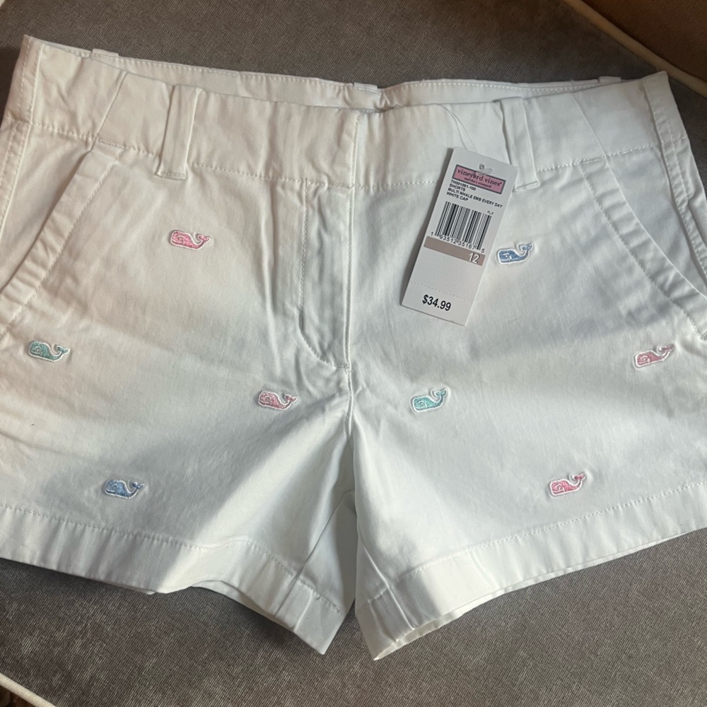 Vineyard Vines White Shorts with Pastel Whale Embroidery